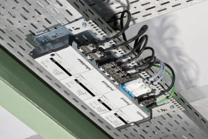 Le protocole KNX fonctioant en tout ou rien, une passerelle DALI est proposée par Wieland, ce module en option permet d’être interopérable avec les nombreux produits d’éclairage en DALI du marché et de profiter de tous les avantages de ce protocole dédié à la gestion de l’éclairage.
