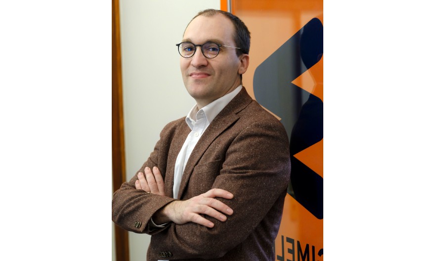 Joël Vormus, Gimelec : « Au-delà de la performance énergétique du datacenter, il faut repenser les usages du numérique et apprendre la sobriété. »