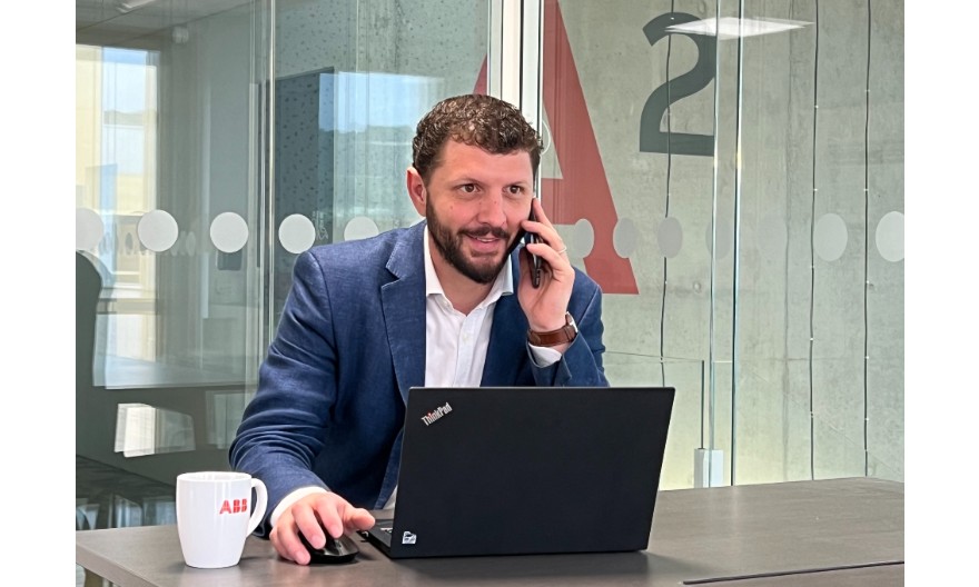 Loïc Chassignol, ABB Electrification : « Le programme ABB EcoSolutions vise à rendre 80 % de notre portefeuille de produits conforme à des critères environnementaux d’ici 2030. »