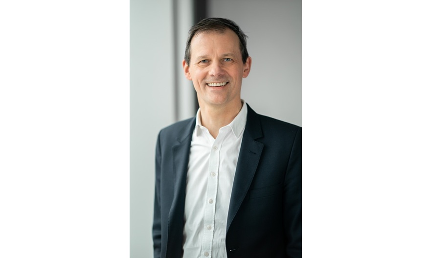 Dominique Néel, vice-président du SERCE : « L’IA mobilise des calculateurs d’une puissance considérable, ce qui entraîne mécaniquement une augmentation très forte de la puissance électrique consommée. »